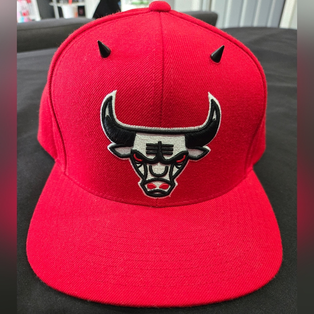 Custom Mitchell and Ness Chicago Bulls Red Snapback Cap